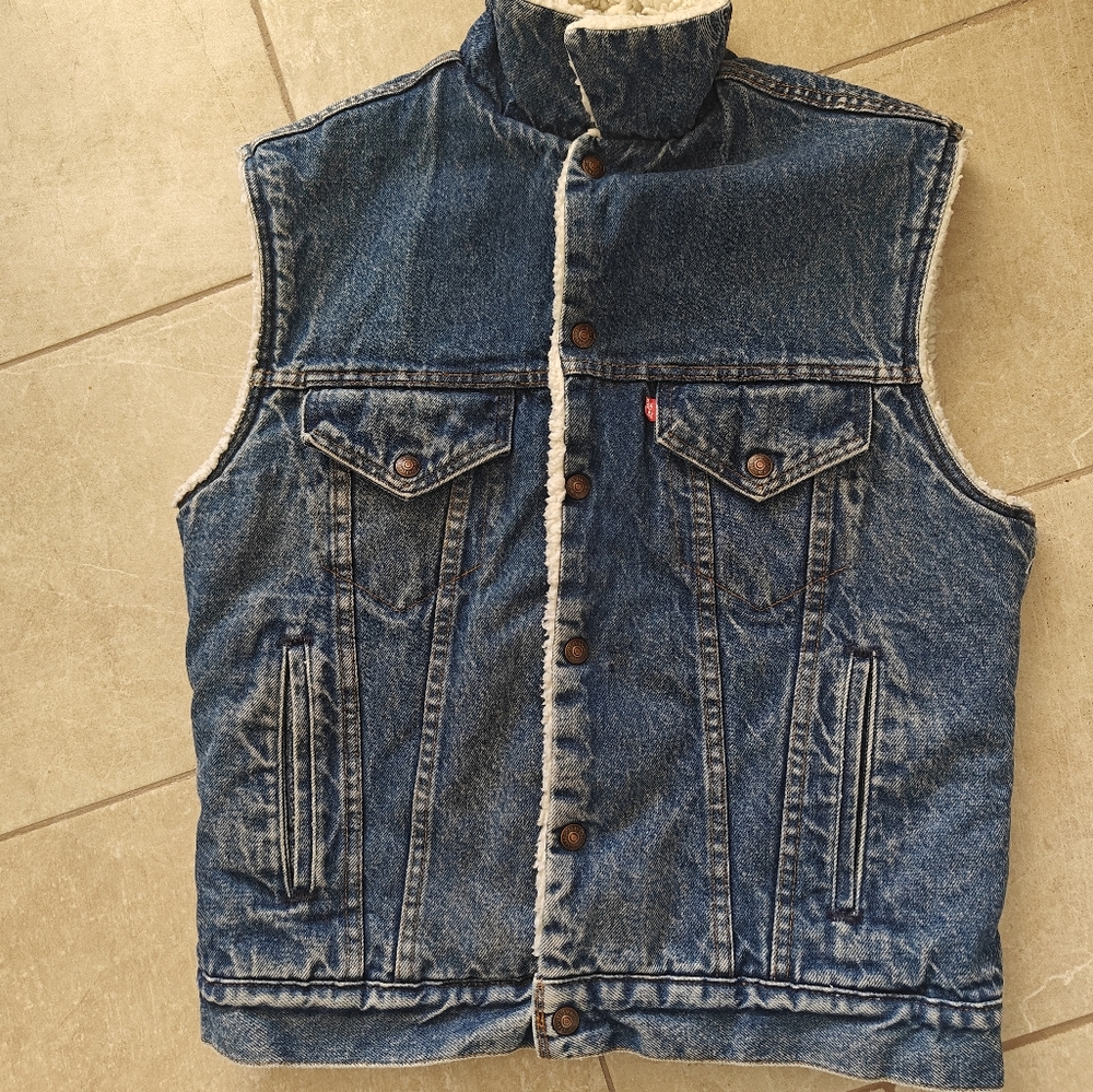 Levi's vest